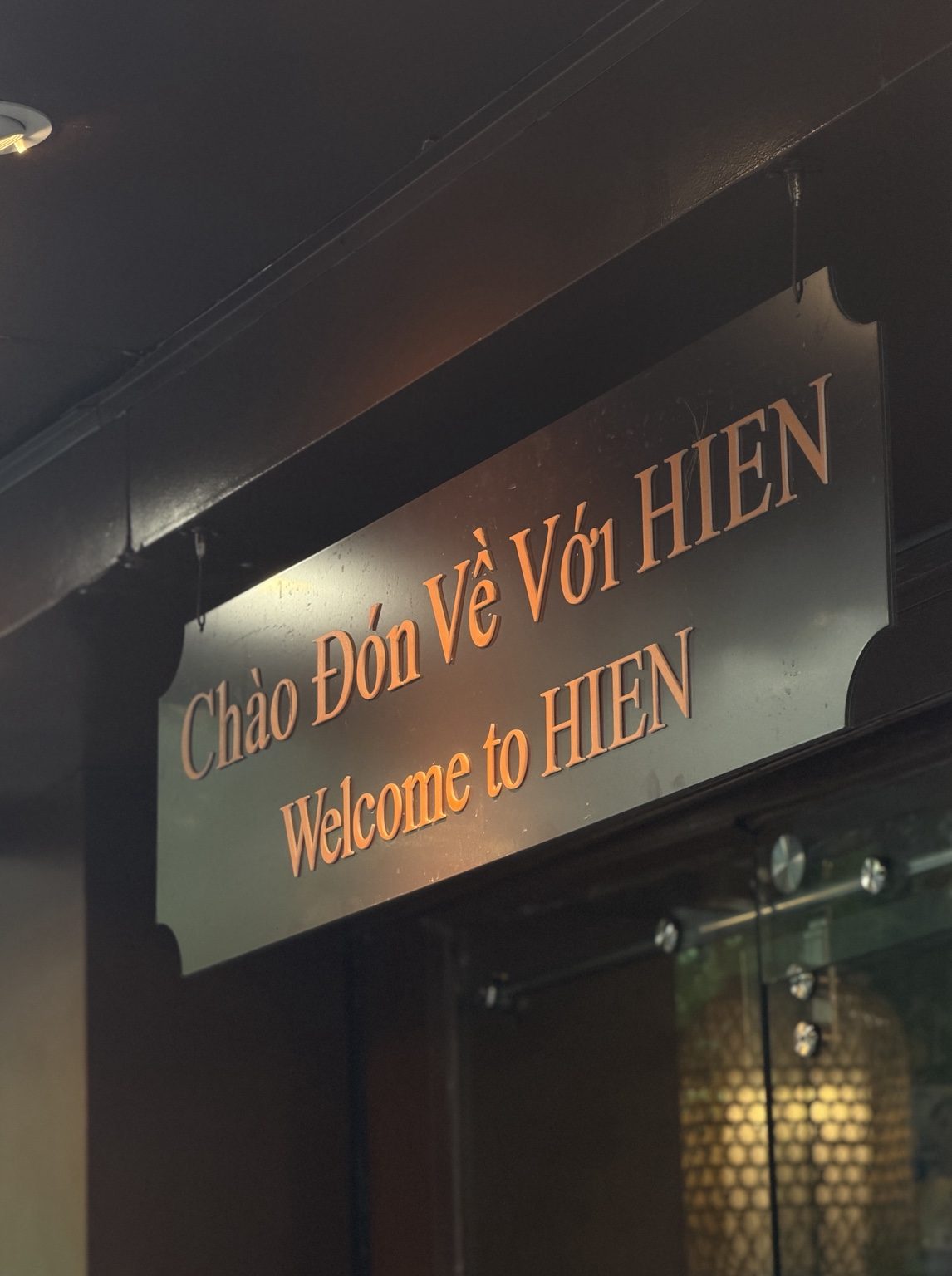 Lời chào đón tại HIÊN